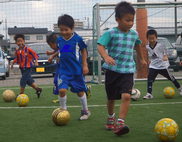 春の短期サッカースクール「春スク」開催！受講生募集のお知らせ