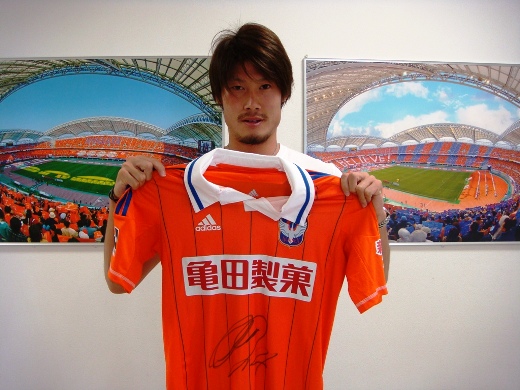 鈴木大輔選手の直筆サイン入りスパイクをプレゼント！6月16日（土）清水戦ローソンチケット プレゼントキャンペーン
