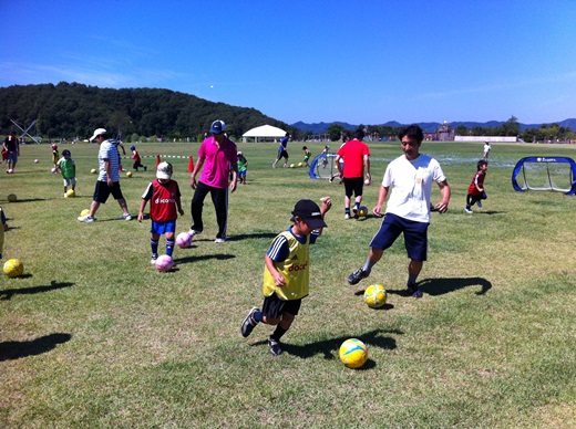 「国営越後丘陵公園・アルビレックス新潟サッカー教室」参加者募集のお知らせ 