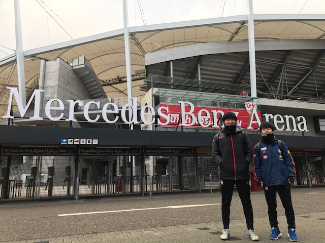 【フォト日記】U-18本間至恩選手、岡本將成選手、内田潤コーチ、黒河貴矢コーチドイツ研修レポート（前編）
