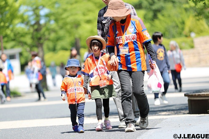 新潟県内の幼稚園・保育園の園児、小中学校の児童・生徒の皆様を7月のホームゲームにご招待　家族でアルビレックス新潟を応援しよう!!