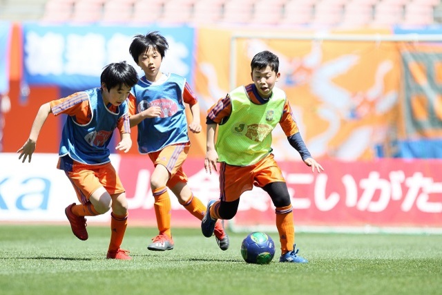 【スクール生限定／小学校1・2年生対象】6月15日（土）栃木ＳＣ戦「エキシビジョンマッチ」参加者募集！