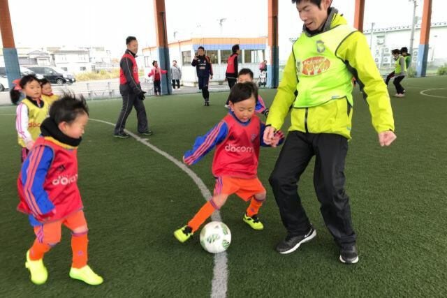 スポーツの秋！サッカーで親子のふれあいを！『親子サッカースクール』11月4日（月・祝）に開催＆参加者募集！