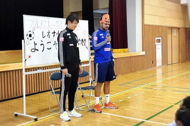 【フォト日記】トップチーム選手がホームタウン新潟市の小学校を訪問