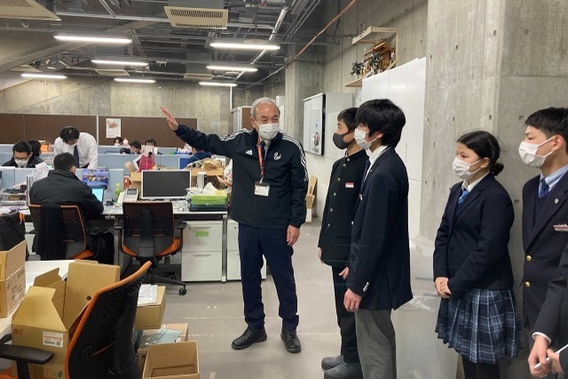 【フォト日記】新潟大学附属新潟中学校1年生9名の皆さんによる「新潟県内企業訪問」