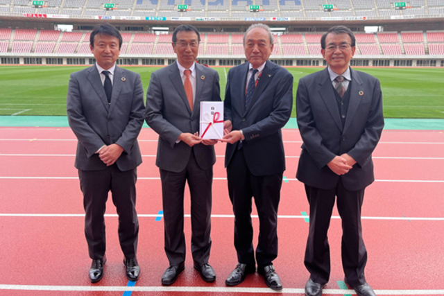 第四北越銀行・ウオロクホールディングス「地方創生私募債」Ｊ１リーグ昇格記念寄付贈呈のお知らせ