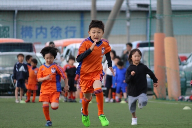 もうすぐ運動会 スポーツの秋 小学生を対象とした ランニングクリニック を開催 アルビレックス新潟 公式サイト Albirex Niigata Official Website