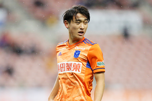 秋山 裕紀 選手 契約更新のお知らせ アルビレックス新潟 公式サイト Albirex Niigata Official Website